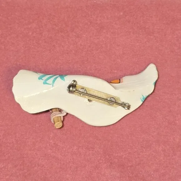 Vintage Wooden Takahashi Style Hand Painted Cockatoo Bird Pin Brooch 2.25" X .75 - Picture 6 of 12